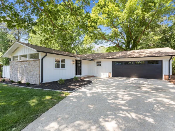 2505 Catalina Ct, Raleigh, NC 27607