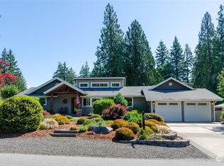 70 E Old Ranch Rd, Allyn, WA 98524