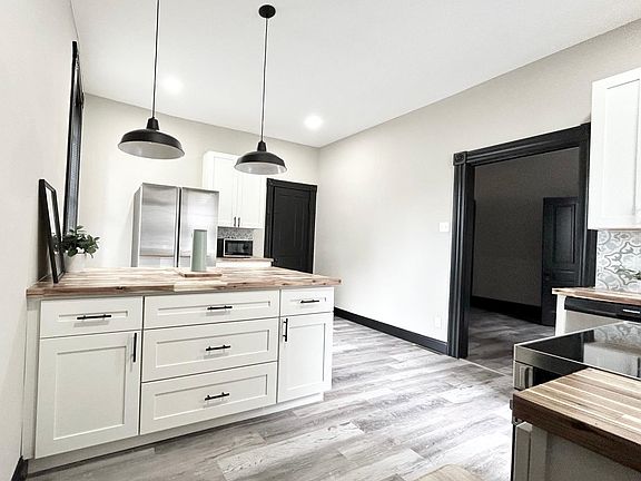 3rd image of 3251 Texas Ave #1F