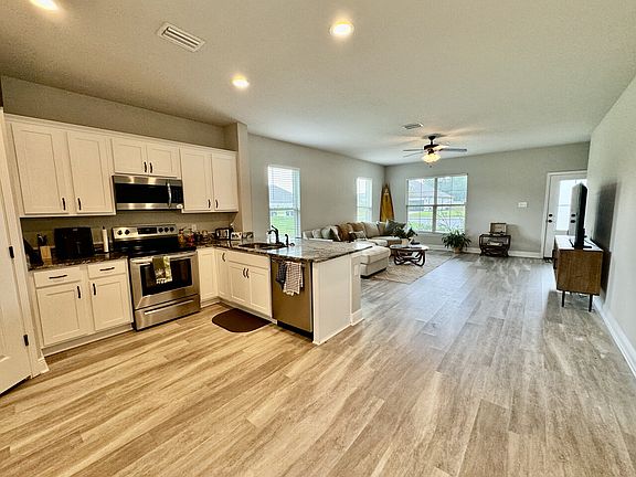 5th image of 9962 Suwanee Ln