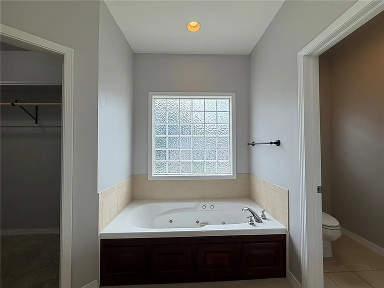 1 Elder Ln — Photo 23