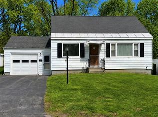 20 Pleasantview Pl, Whitesboro, NY 13492
