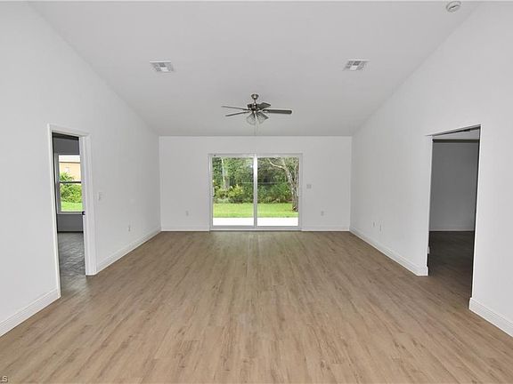 5th image of 5289 Caputo Ave