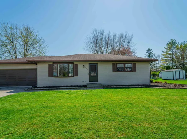 602 Aspen St, Hebron, IN 46341