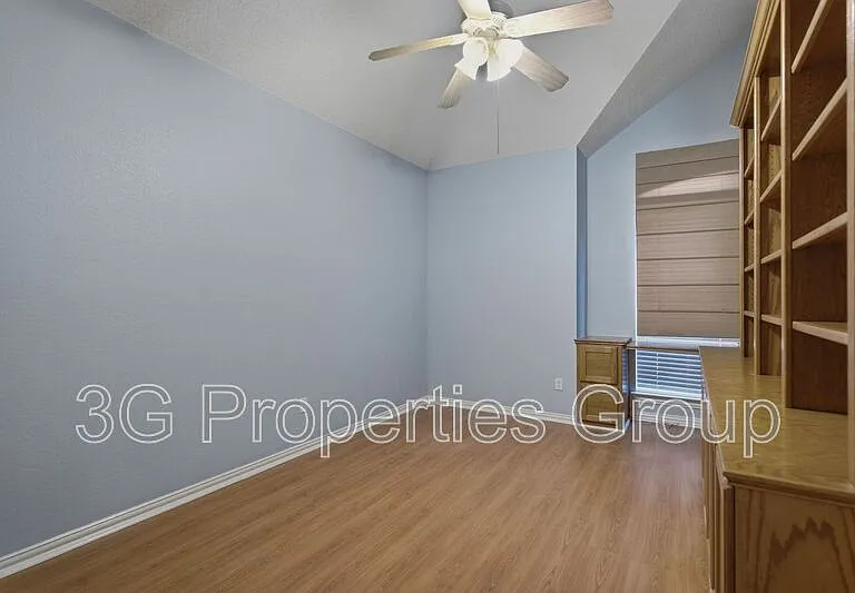2109 Gisbourne Dr — Photo 17