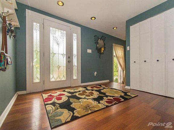 1Foyer-720x540-72dpi