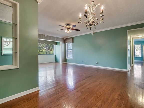 5th image of 821 Sky Pine Way APT A1