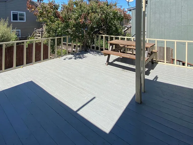 2525 Filbert St — Photo 9