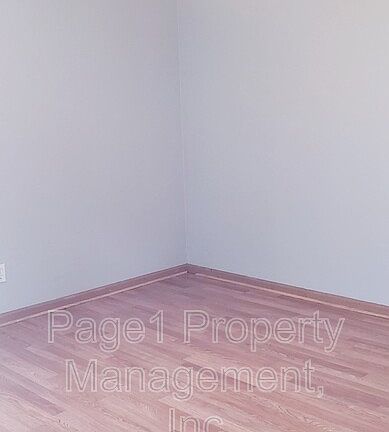 2nd image of 1028 Minns Dr Unit B