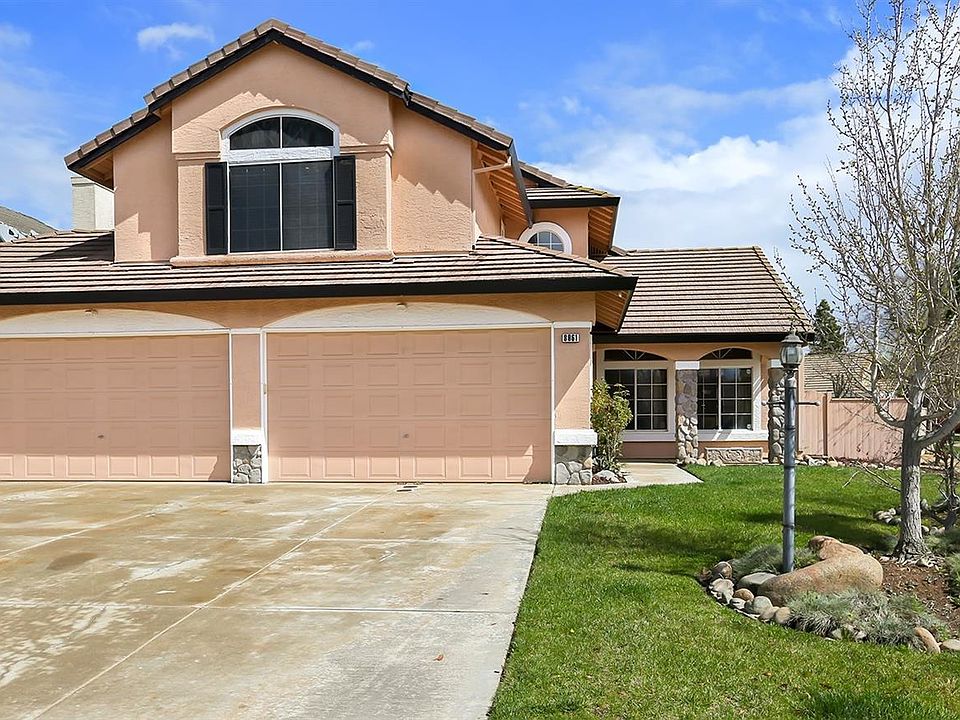 1st image of 8861 Sheldon Creek Dr