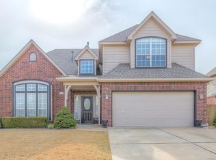 611 E Seattle Pl, Broken Arrow, OK 74012