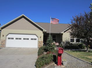 107 Highland Ct, Selah, WA 98942