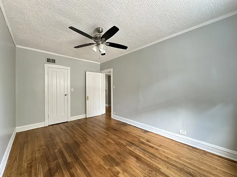 7000 N Paulina St #2 — Photo 18