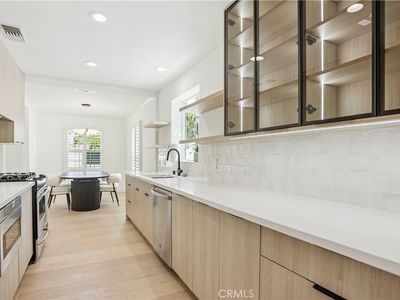 13220 Otsego St, Sherman Oaks, CA, 91423