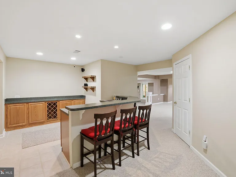 5767 Bush Hill Dr — Photo 58