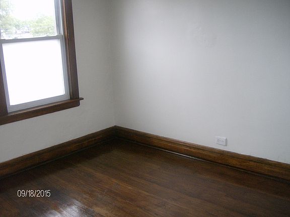 5th image of 1715 N McVicker Ave APT 2