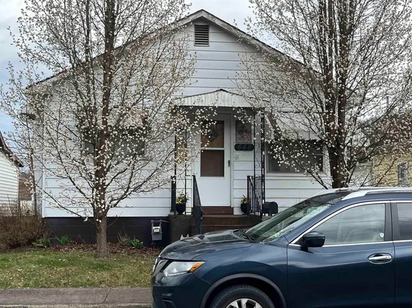 444 Delaware Ave, Weston, WV 26452