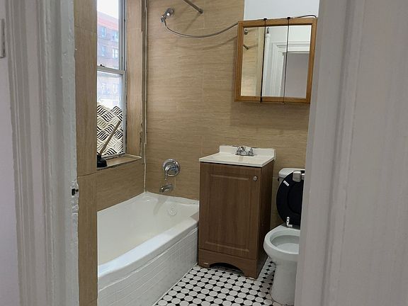 3rd image of 2730 University Ave #2A