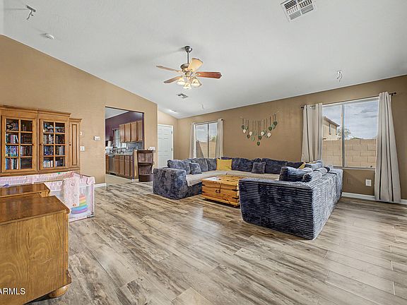 4th image of 24831 W HUNTINGTON Drive