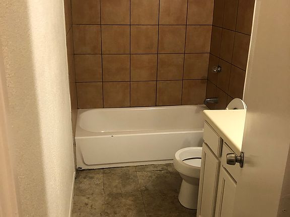 5th image of 1401 Pryor Pl APT 2