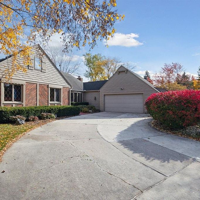 1st image of 12200 Appletree Dr