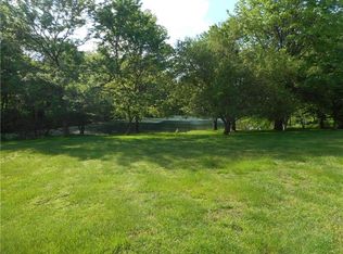 115 Locust Dr, Freeport, PA 16229