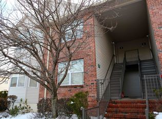 5 Donna Dr, East Hanover, NJ 07936
