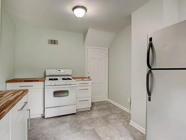 5043 Boulevard Pl — Photo 15