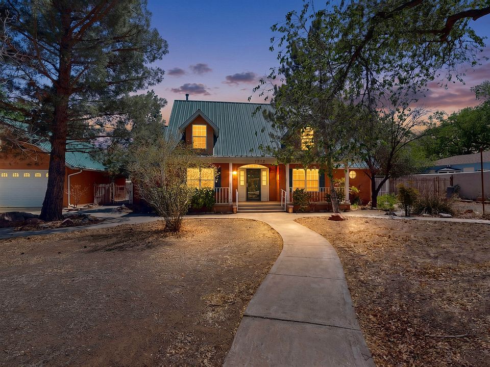1st image of 1512 Los Arboles Ave NW