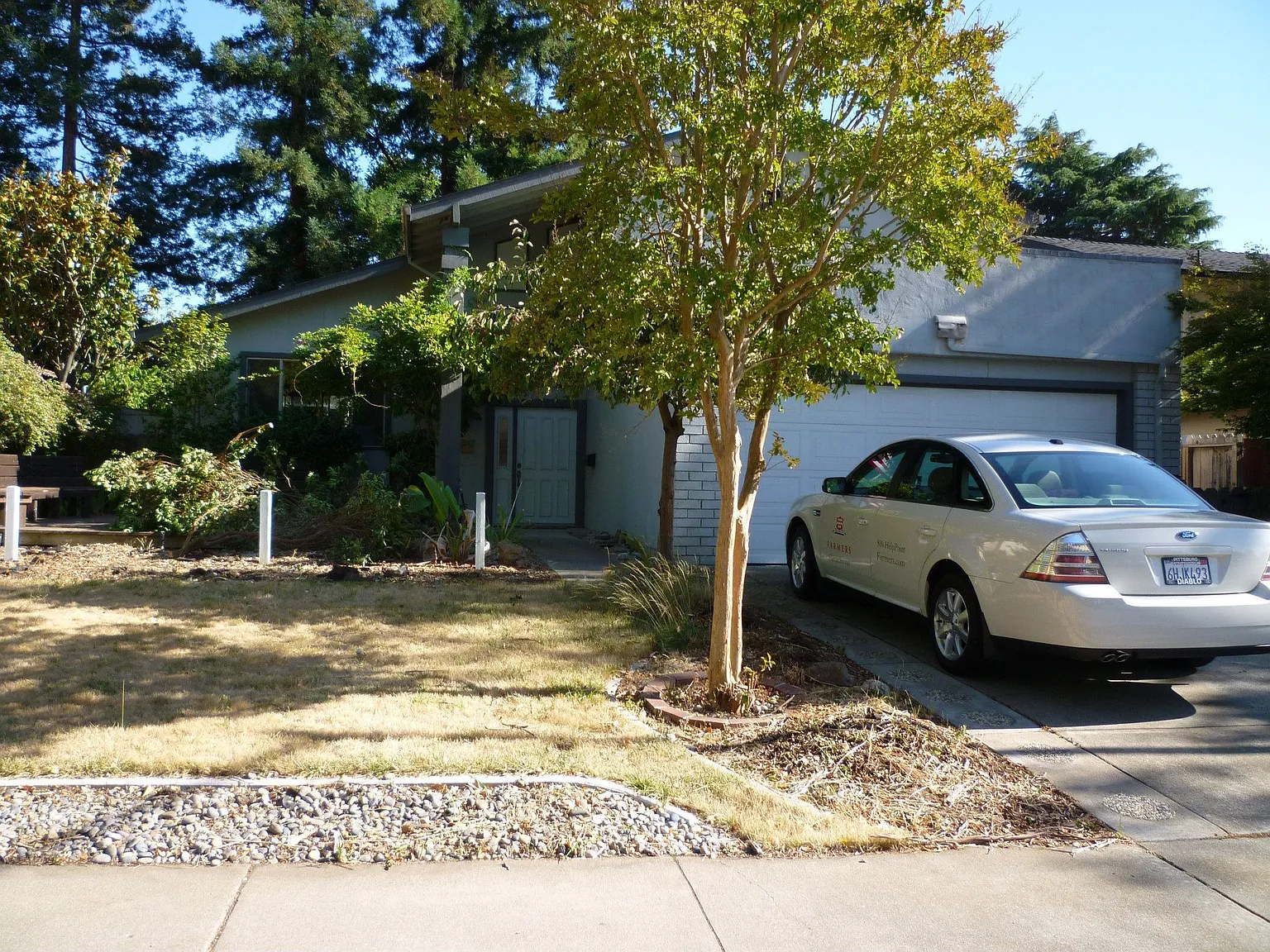 5459 Kathy Way photo 1