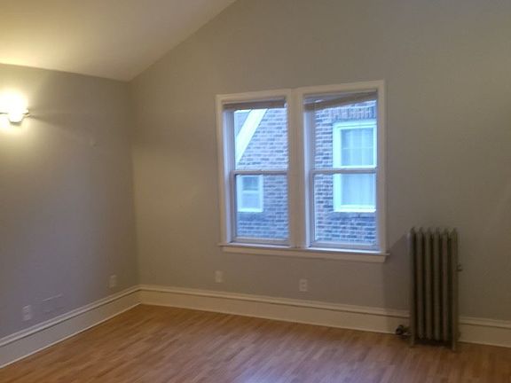 2nd image of 2621 3rd Ave S APT 301