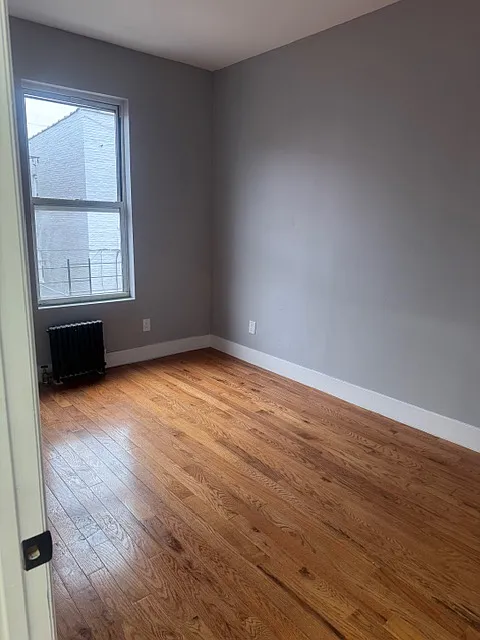 3 bed, $3,800 — Photo 4