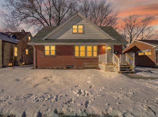 406 Bayliss Ave, Rockford, IL 61101