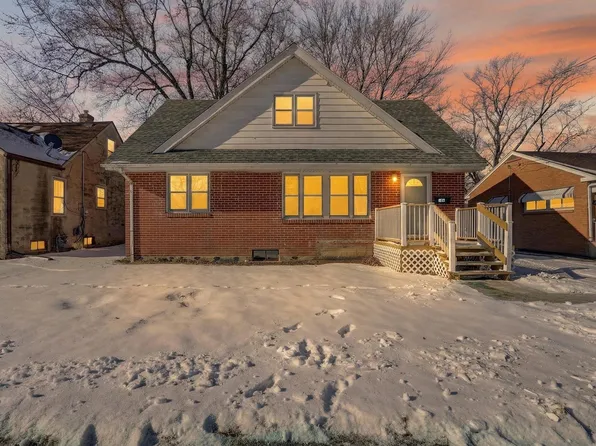 406 Bayliss Ave, Rockford, IL 61101