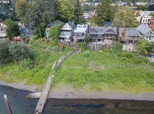 7430 S Miles Pl, Portland, OR 97219