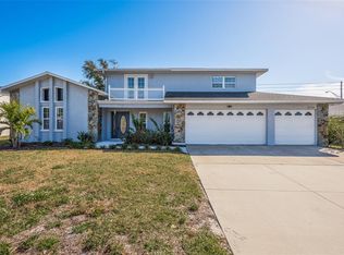 3133 Carlos Dr, Dunedin, FL 34698