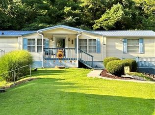 255 Godby Branch Rd, Chapmanville, WV 25508