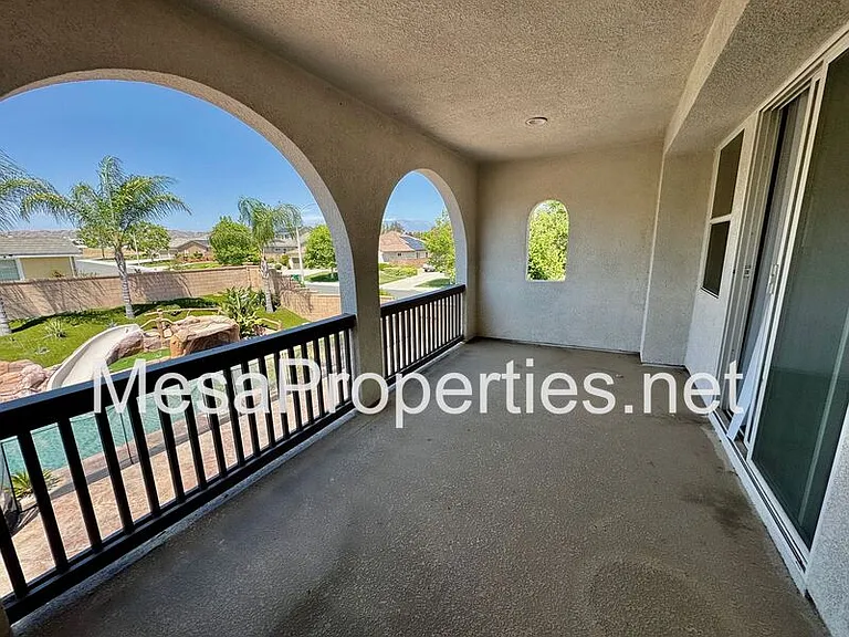 28610 Strauss Ln — Photo 52