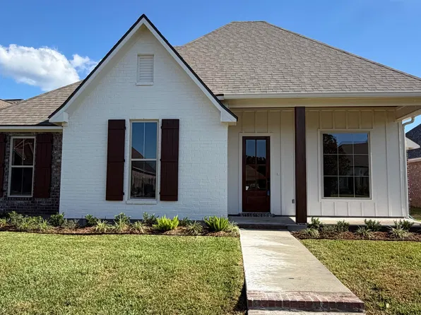 5 Carmel Bnd, New Iberia, LA 70563