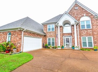 8970 Doveland Dr, Cordova, TN 38018