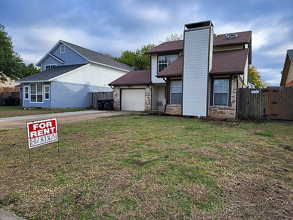 2nd image of 4624 Waterway Dr