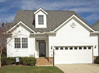 2001 Heritage Pines Dr, Cary, NC 27519