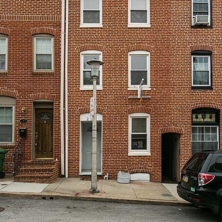 2nd image of 219 S Castle St