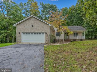 488 Chantilly Ln, Inwood, WV 25428