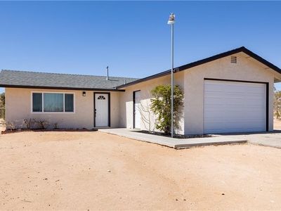 4774 Avenida La Mirada, Joshua Tree, CA, 92252
