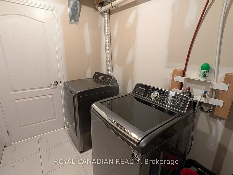 24 Midhope Way — Photo 23