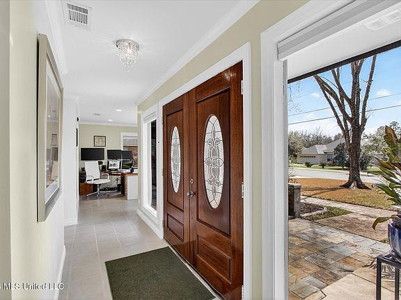 5th image of 67163 Diamondhead Dr E