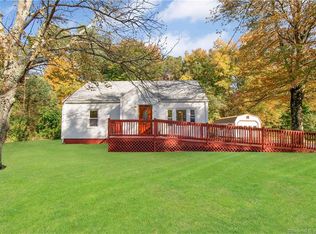 26 Yosky Rd, Enfield, CT 06082