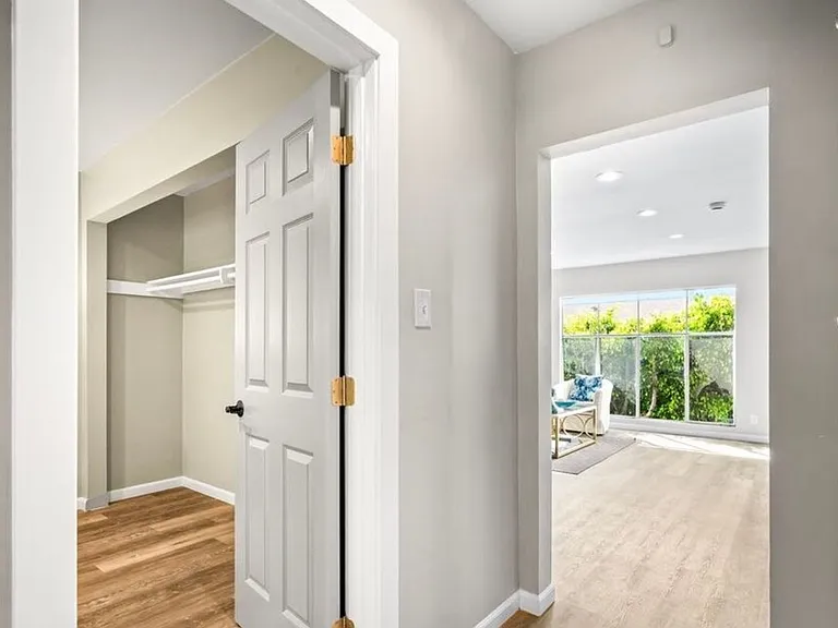 1222 Princeton St #10 — Photo 12