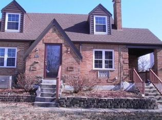 3984 Raceview Ave, Cincinnati, OH 45211